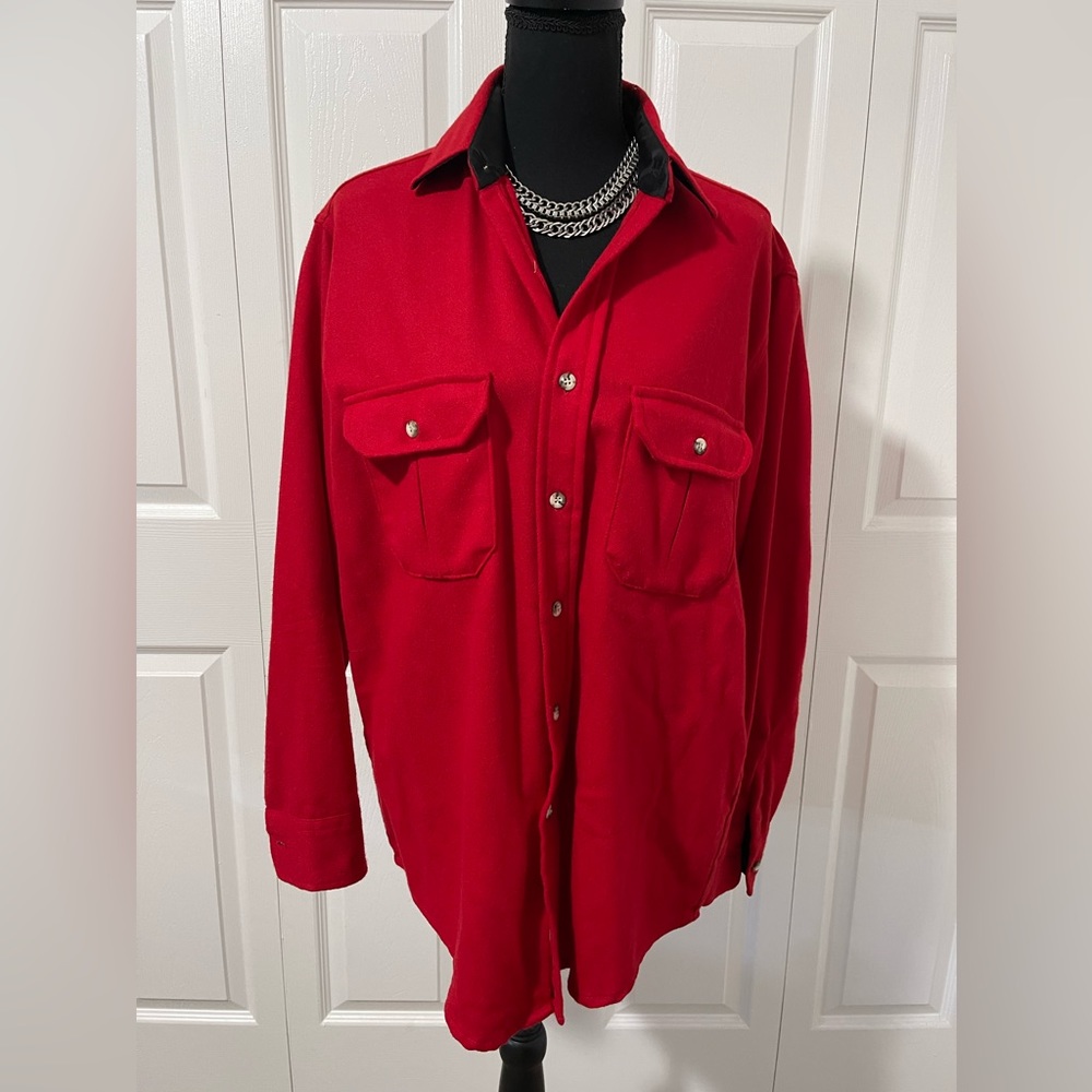 Vintage black duck button up shirt size medium